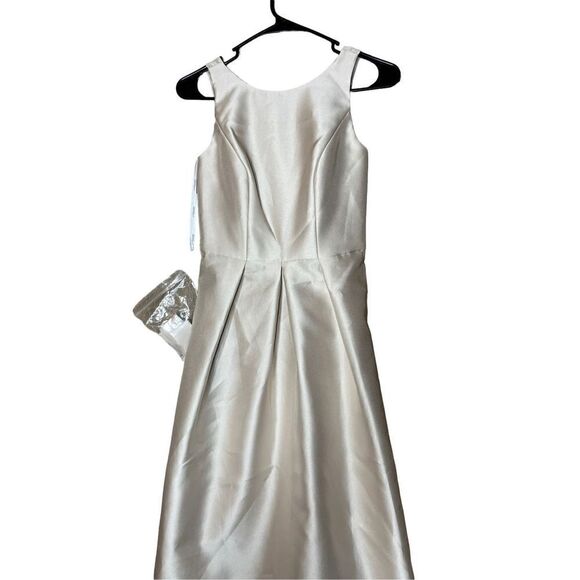 Dessy Girl Satin Twill Sleeveless Full Length Palomino Dress NWT Size 8 Junior - Picture 3 of 8